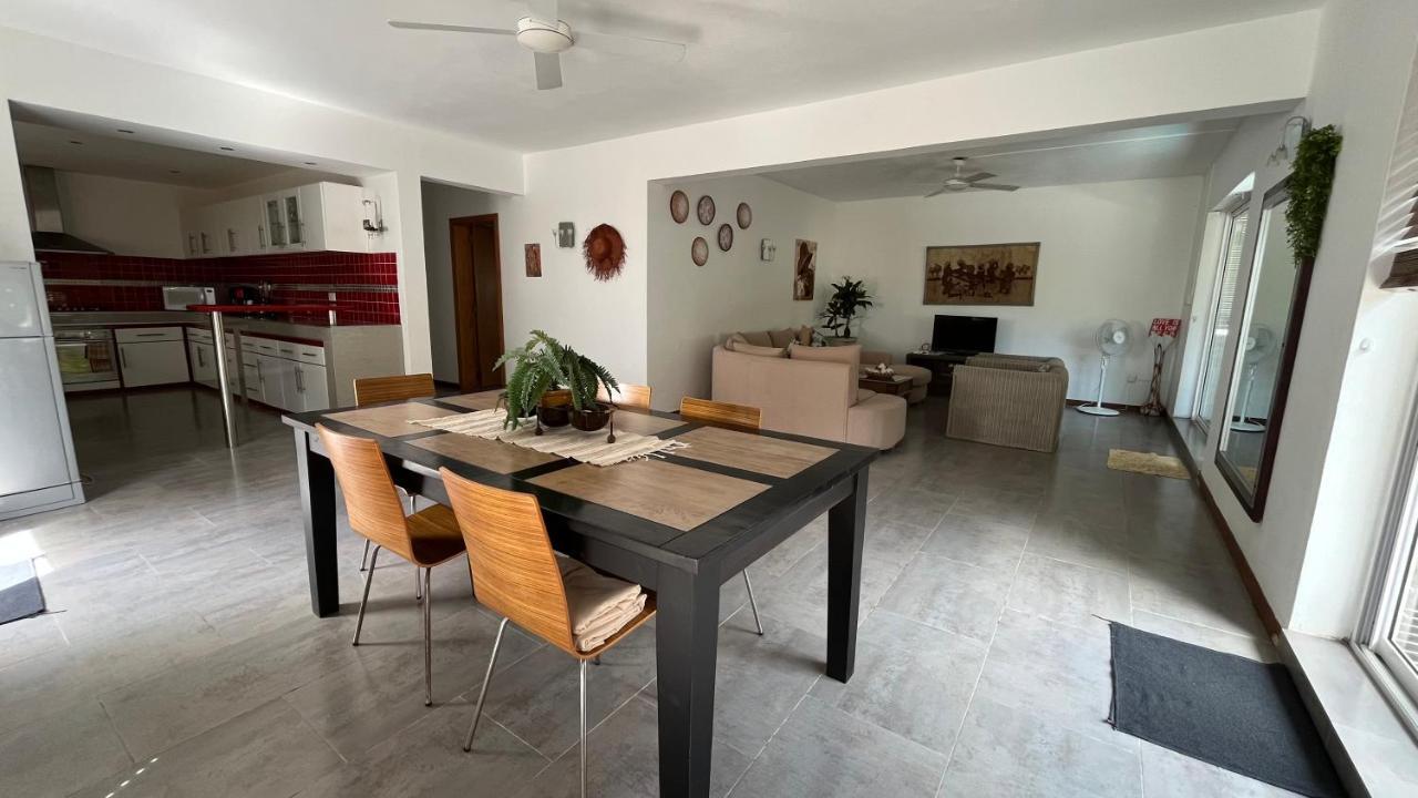 4 Bedrooms Penthouse 50 Meter To The Beach By Dream Escapes Pereybere Beach Eksteriør bilde