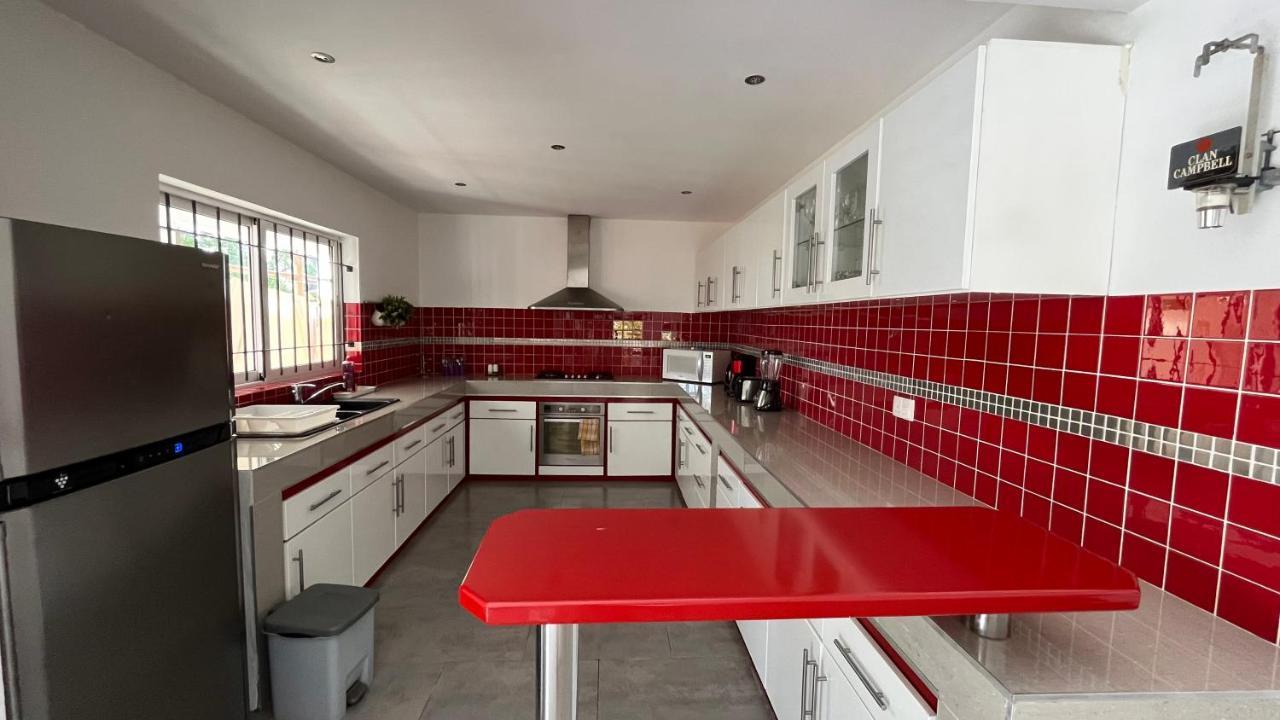 4 Bedrooms Penthouse 50 Meter To The Beach By Dream Escapes Pereybere Beach Eksteriør bilde